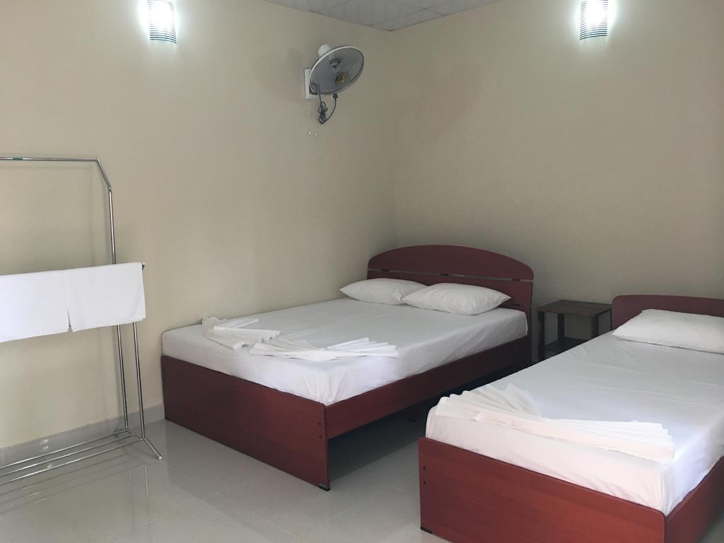 Lavonka Tourist Rest Otel Anuradhapura Dış mekan fotoğraf