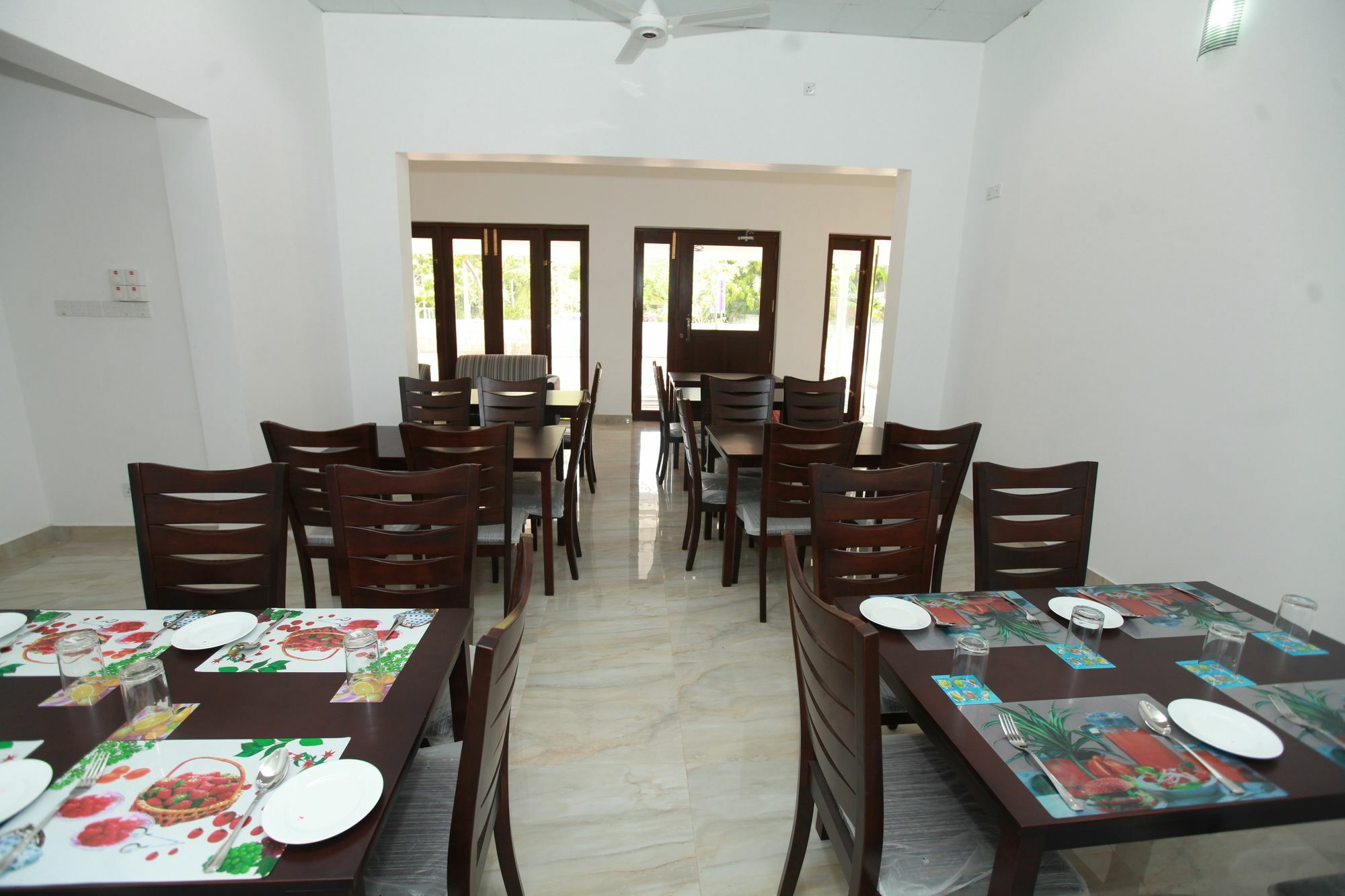 Lavonka Tourist Rest Otel Anuradhapura Dış mekan fotoğraf