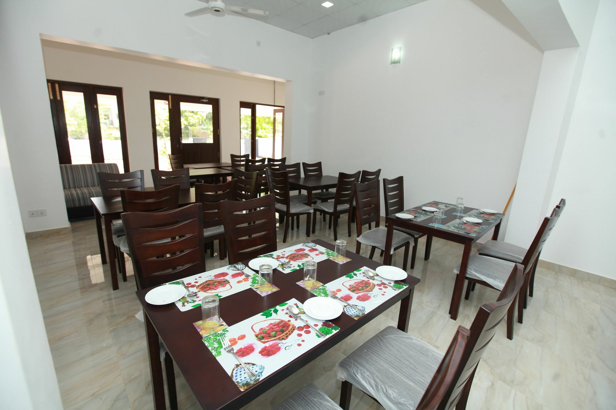 Lavonka Tourist Rest Otel Anuradhapura Dış mekan fotoğraf