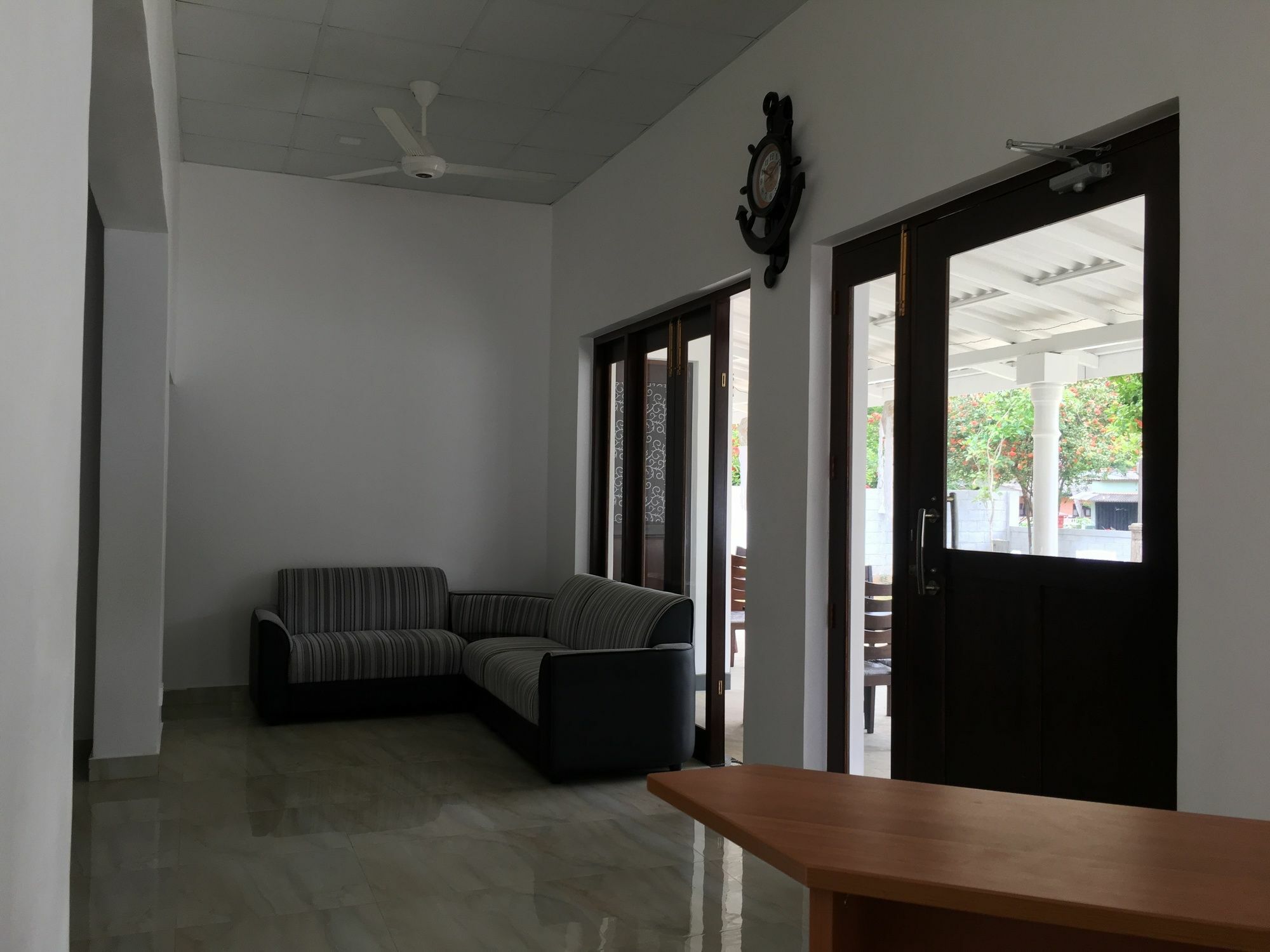 Lavonka Tourist Rest Otel Anuradhapura Dış mekan fotoğraf